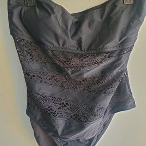 Mossimo one piece swimsuit, nwt